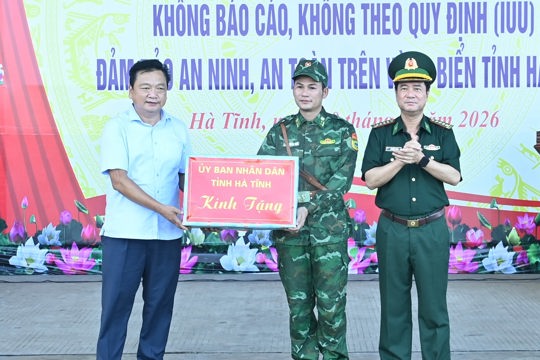 Hà Tĩnh ra quân cao điểm chống khai thác IUU trên biển