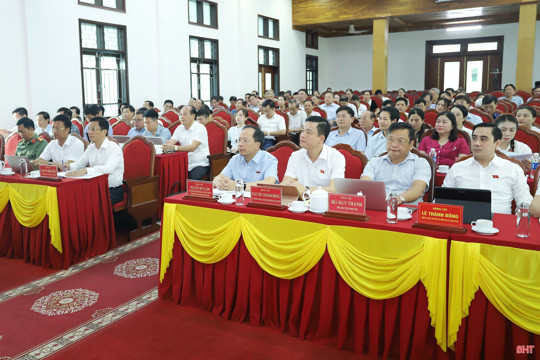 Bí thư Tỉnh ủy Nguyễn Duy Lâm tiếp xúc cử tri các phường trung tâm ở Hà Tĩnh