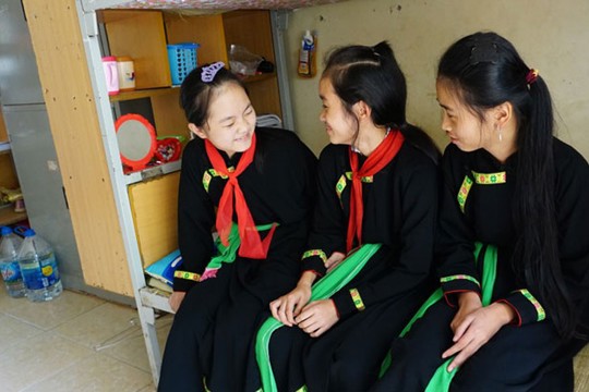 Hỗ trợ tiền ăn, gạo, đồ dùng cá nhân cho học sinh trường phổ thông nội trú