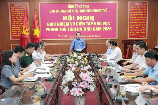 Giao nhiệm vụ diễn tập khu vực phòng thủ tỉnh Hà Tĩnh năm 2026