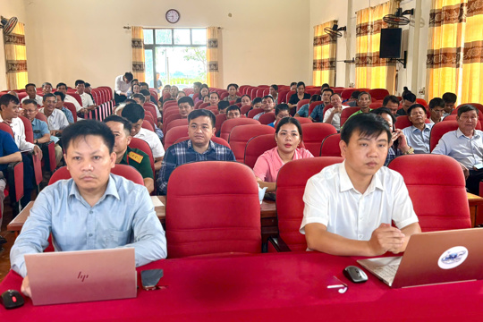 Hương Phố bồi dưỡng kỹ năng chuyển đổi số cho cán bộ nòng cốt