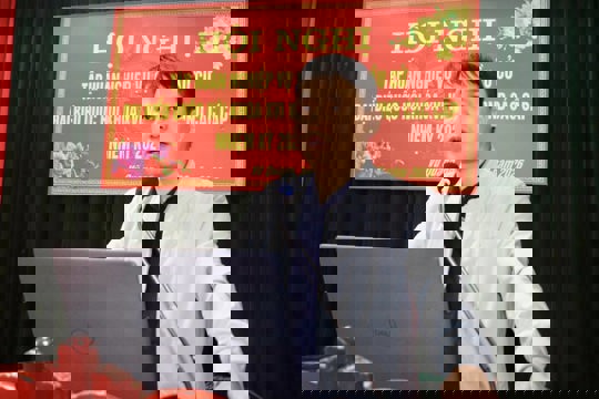 Tập huấn nghiệp vụ bầu cử cho đơn vị số 10