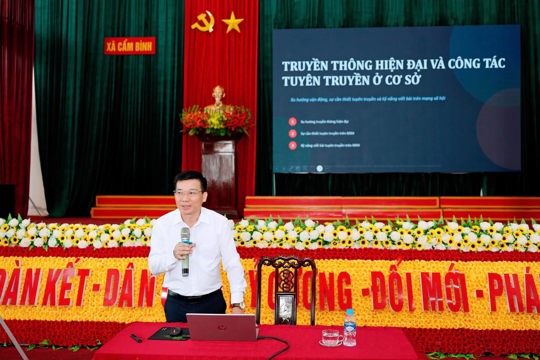 Tập huấn nâng cao năng lực cho cán bộ làm công tác thông tin cơ sở tại xã Cẩm Bình