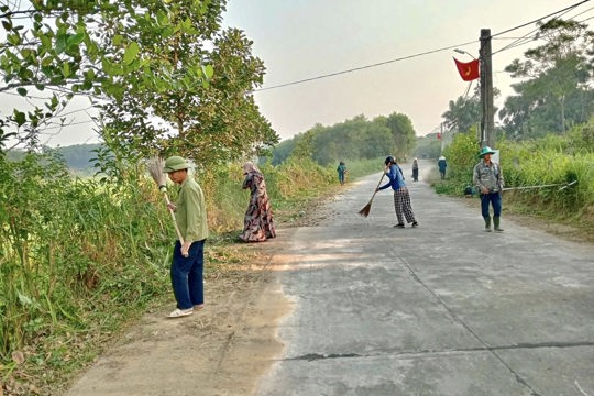 Xã Vũ Quang ra quân cao điểm xây dựng nông thôn mới