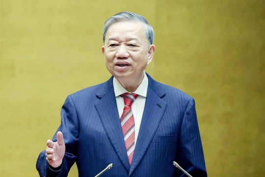 Vì một nền văn minh sinh thái, một Việt Nam xanh và một đại dương hòa bình, bền vững.