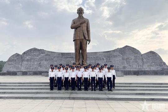 Tuổi trẻ Cảnh sát biển Vùng 4 sôi nổi “Ngày Thanh niên cùng hành động” hướng về Đại hội XIV của Đảng