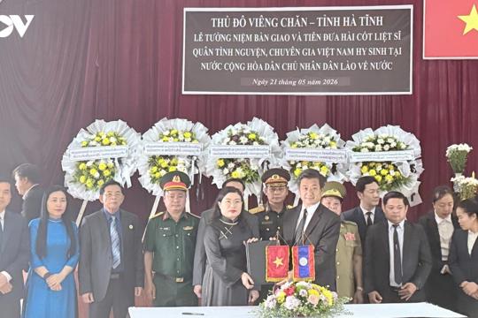 Lào coi tìm kiếm, quy tập hài cốt liệt sĩ Việt Nam là nhiệm vụ thiêng liêng