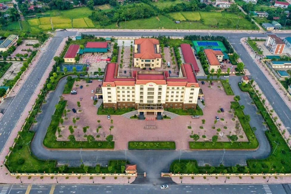 Quyết định chấp thuận chủ trương Dự án đầu tư xây dựng và kinh doanh kết cấu hạ tầng kỹ thuật Cụm công nghiệp Đồng Khang               