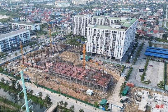 Quyết liệt tháo gỡ vướng mắc, đẩy nhanh tiến độ triển khai các dự án xây dựng, nhà ở, công nghiệp