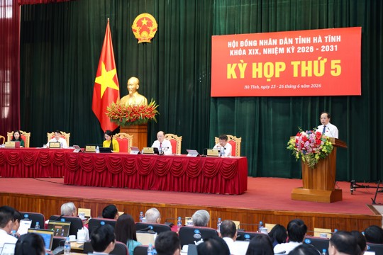 Quyết định các cơ chế, chính sách, nhiệm vụ, giải pháp bảo đảm kịp thời, khả thi, hiệu quả 
