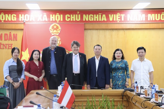 Hà Tĩnh thúc đẩy hợp tác với Đại sứ quán Cộng hòa Áo và CEEC, mở rộng cơ hội đầu tư trong các lĩnh vực công nghiệp, logistics và chuyển đổi xanh