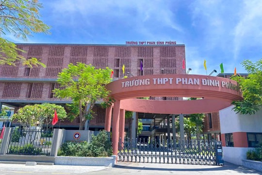 Hà Tĩnh điều chỉnh chỉ tiêu tuyển sinh lớp 10 THPT công lập lên tối đa 77%