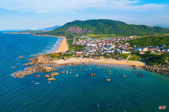Khám phá biển Kỳ Xuân, điểm đến hoang sơ đầy mê hoặc ở Hà Tĩnh