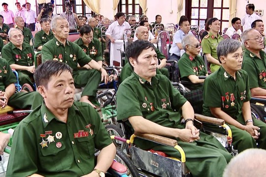Bộ Nội vụ đưa ứng dụng VNeID vào quy trình giải quyết hồ sơ người có công