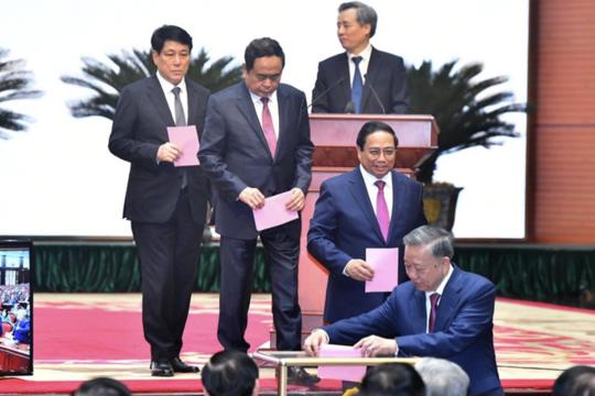 Tiêu chuẩn lựa chọn và quy trình bầu Tổng Bí thư khóa mới 