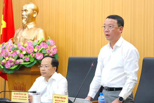 Thúc đẩy tăng trưởng, giữ vững ổn định kinh tế vĩ mô, khơi thông nguồn lực phát triển 