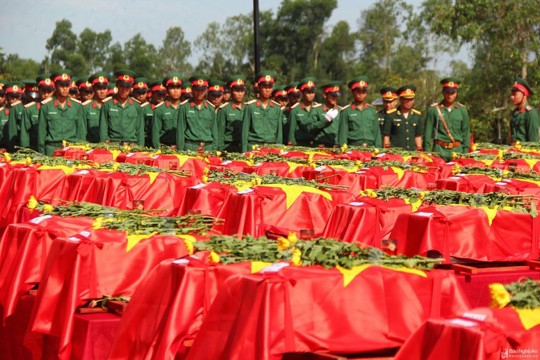 Thủ tướng yêu cầu đẩy mạnh thực hiện tìm kiếm, quy tập và xác định danh tính hài cốt liệt sĩ 