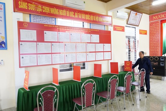 Hương Sơn hoàn tất trang trí các khu vực bỏ phiếu trước ngày bầu cử