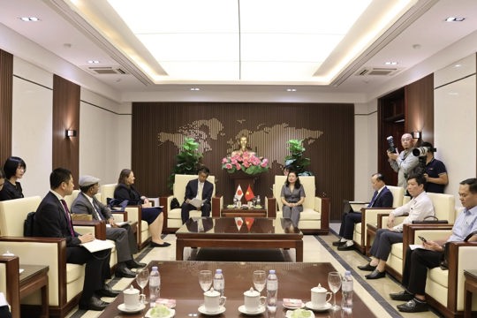 Đại sứ Đặc mệnh toàn quyền Nhật Bản tại Việt Nam chào xã giao lãnh đạo tỉnh Hà Tĩnh