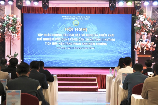 Tập huấn ứng dụng công dân số Hà Tĩnh (i-HaTinh) tích hợp phản ánh hiện trường 