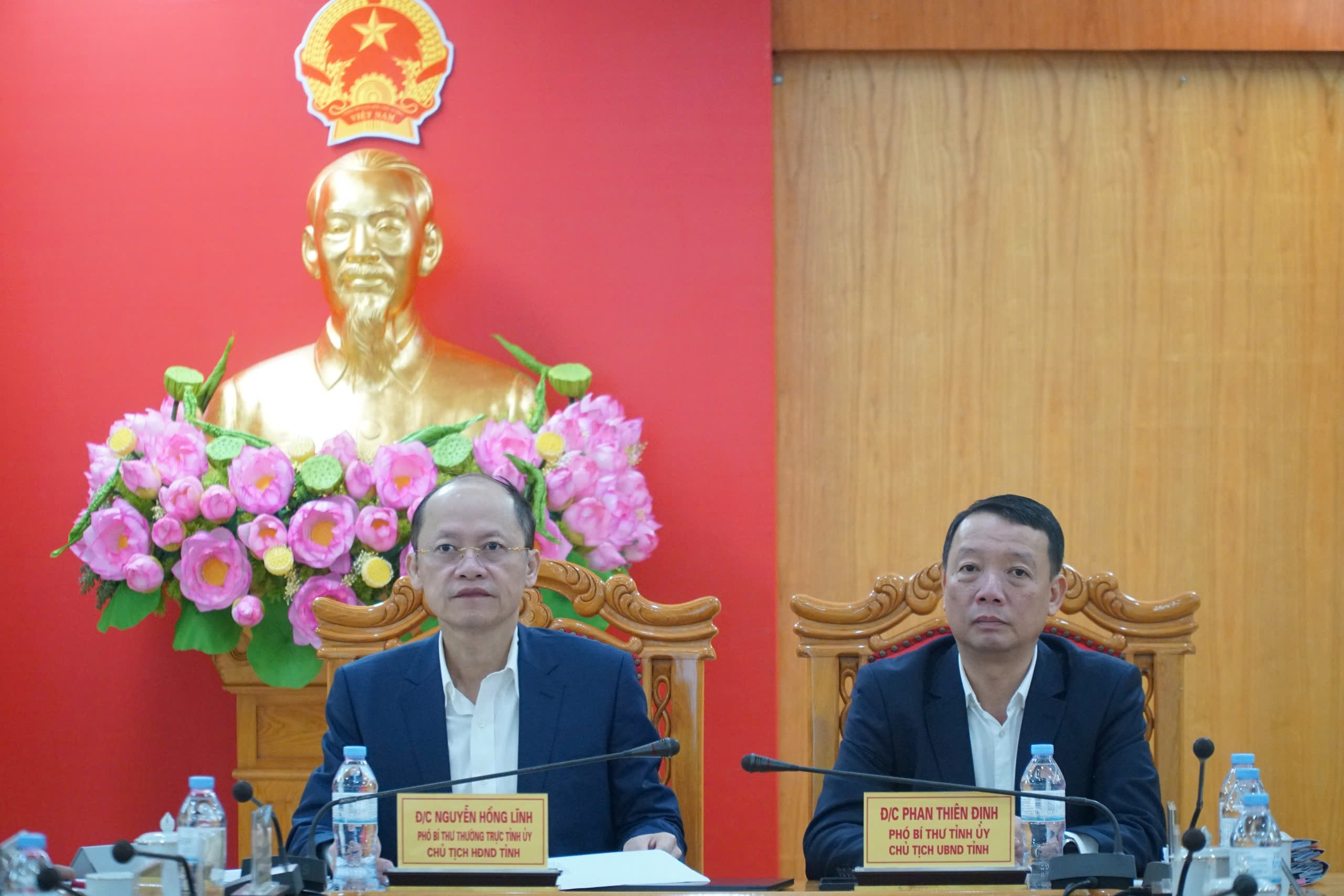 Tăng tốc thực hiện các nghị quyết của Quốc hội về phát triển kinh tế - xã hội