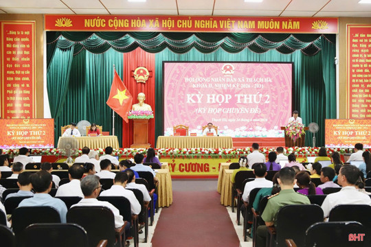 Cơ quan dân cử cấp xã ở Hà Tĩnh hoàn thiện cơ sở pháp lý cho thôn, tổ dân phố mới 