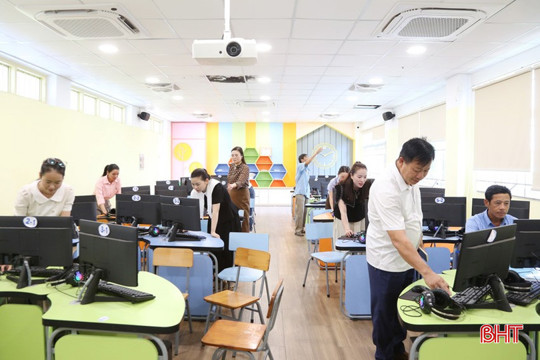Thông cáo báo chí về Quyết định số 24/2026/QĐ-UBND liên quan đến việc bãi bỏ các quy định về biệt phái giáo viên giữa các cơ sở giáo dục trên địa bàn tỉnh.