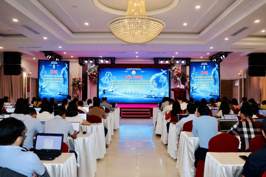 Tập huấn quản lý đầu tư, mua sắm, thuê dịch vụ và triển khai mô hình chuyển đổi số cấp xã