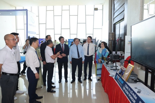 Tạo lực đẩy mới cho doanh nghiệp công nghệ số Việt Nam bứt phá