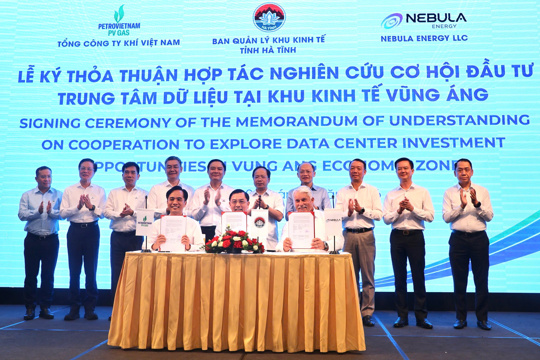 Hà Tĩnh ký kết thỏa thuận hợp tác với Tập đoàn Công nghiệp - Năng lượng quốc gia Việt Nam