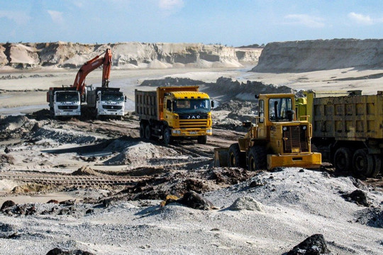 Chấm dứt hoạt động Dự án khai thác và tuyển quặng sắt mỏ Thạch Khê