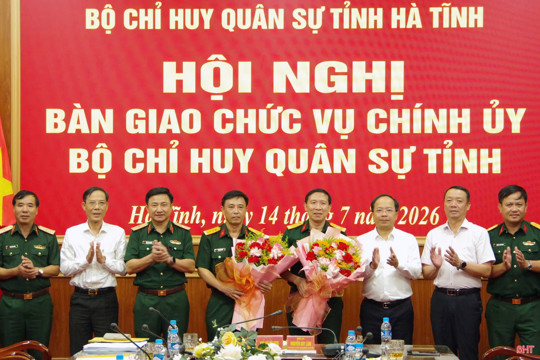 Đại tá Phạm Văn Sâm giữ chức Chính ủy Bộ CHQS tỉnh Hà Tĩnh