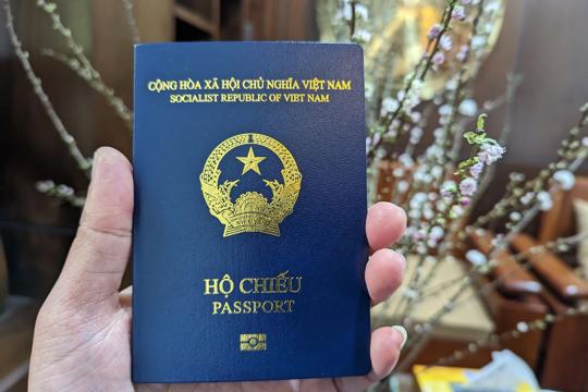 Tích hợp hộ chiếu vào VNeID để thuận tiện thực hiện thủ tục hành chính 