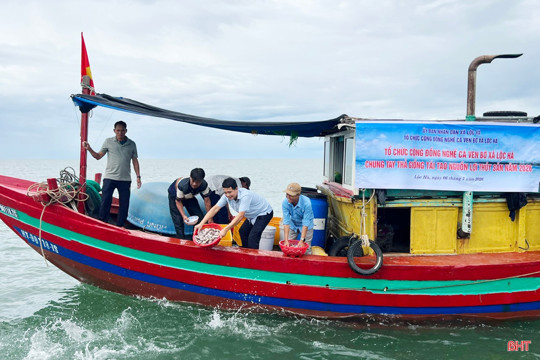 Lộc Hà ra mắt tổ chức cộng đồng nghề cá ven bờ