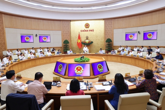 Khẩn trương hoàn thành sắp xếp tổ dân phố, thôn bản, đơn vị sự nghiệp công lập 