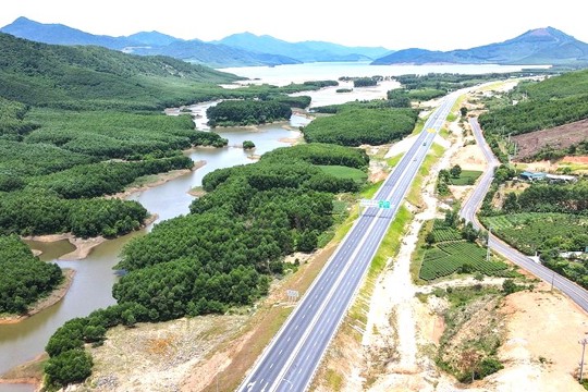 Tăng cường công tác quản lý, sử dụng đất trên địa bàn tỉnh Hà Tĩnh