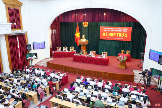  Các "tư lệnh" ngành đăng đàn trả lời chất vấn