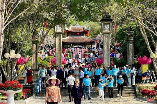 Hà Tĩnh thu hút hơn 80 vạn lượt khách du lịch trong quý I/2026