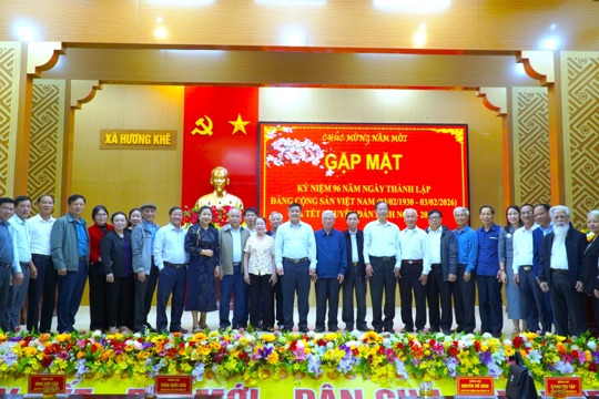 Hương Khê gặp mặt cán bộ qua các thời kỳ, ôn truyền thống 96 năm của Đảng và khí thế Xuân Bính Ngọ 2026