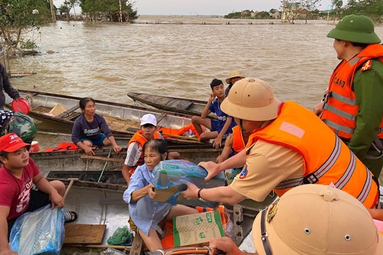 Khẩn trương rà soát, cập nhật phương án ứng phó thiên tai những tháng cuối năm 2026