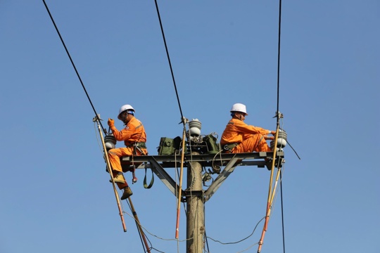Công ty Điện lực Hà Tĩnh: Sôi nổi phong trào thi đua hướng tới kỷ niệm 35 năm ngày thành lập