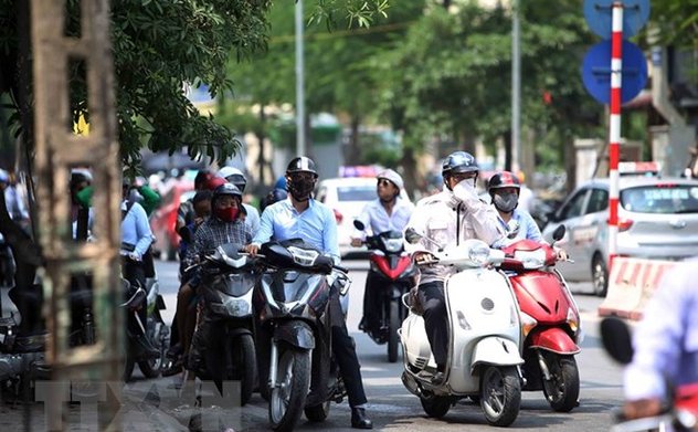 Miền Bắc bước vào đợt nắng nóng đầu tiên 