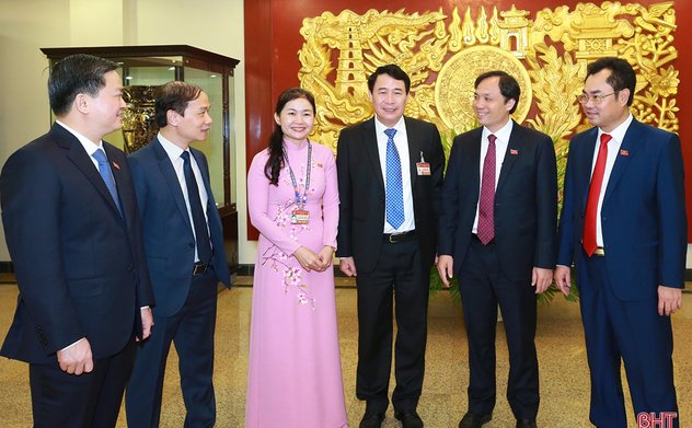 Đại hội XIII của Đảng tiến hành phiên bế mạc 