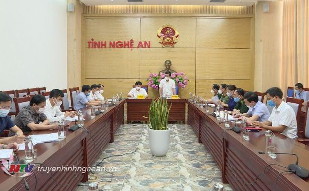 Từ 0h ngày 8/6 Nghệ An dừng các hoạt động thiết yếu tại 5 địa phương giáp ranh tỉnh Hà Tĩnh