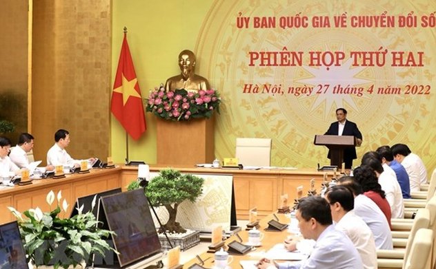 Thủ tướng: Chống hình thức, phô trương trong tiến trình chuyển đổi số