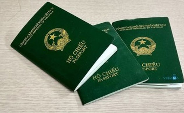 Từ 1/7, cấp hộ chiếu phổ thông mẫu mới cho công dân Việt Nam
