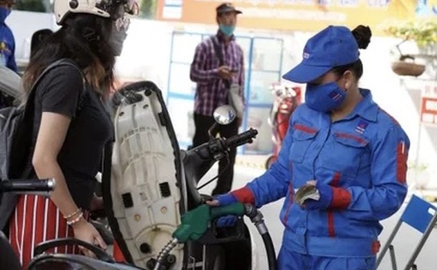 Dự báo giá xăng dầu giảm mạnh, RON 95 chỉ hơn 22.000 đồng/lít