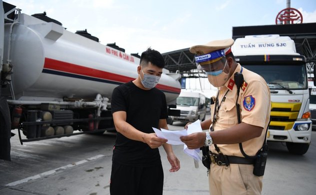 Bộ Công an đề xuất 4 trường hợp CSGT được dừng xe