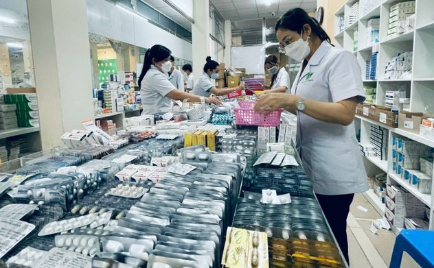 Bộ Y tế bỏ 'giá trần' khi đấu thầu thuốc