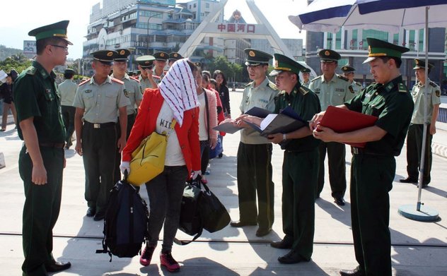 Vạch trần thủ đoạn của băng nhóm mua bán người từ Việt Nam sang Campuchia 